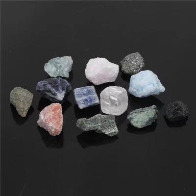 China Europe 12pcs/box Specimen Natural Mineral Ore Crystal Box Tumbled Stone Ore Teaching Aids Collection English Gemstones for sale