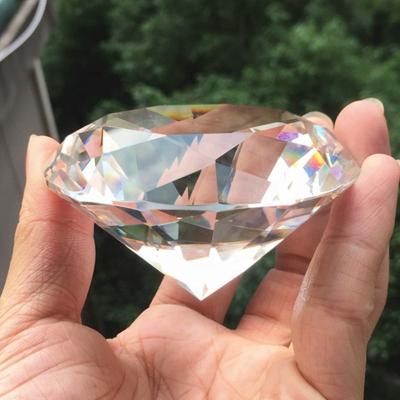 China Home Decoration Art Craft Material Gift Europe Crystal 80mm/3.1in Diamond Shape Gemstone Paperweight Ornament Glass Wedding Display for sale