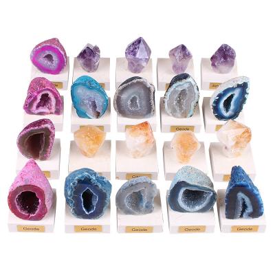 China Geode Agate Organic Material Crystal Stone Treasure Bowl Mineral Decoration Collection Specimen Souvenir Agate Standard for sale