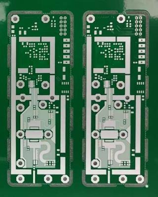 Chine PCB haute fréquence à 2 couches avec materail de substrat en céramique WL-CT338 avec tranche d'immersion de 0,55 mm à vendre