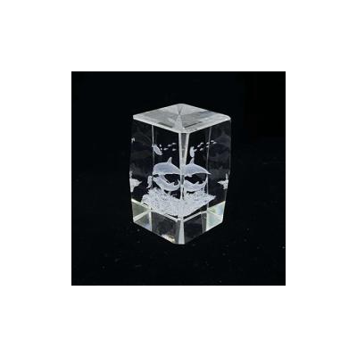 China Europe Hot Selling Transparent Cube Crystal Carved Small Ornaments With Base for sale