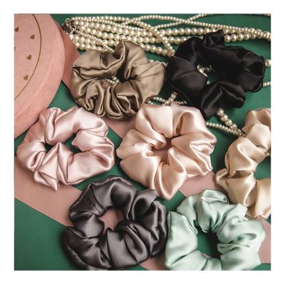 China Fashion/High Elasticity/Pretty 22mm Wholesale Luxury 3 Sizes Silk Satin Hair Ties 100% Pure Silk Scrunchies For Baby for sale