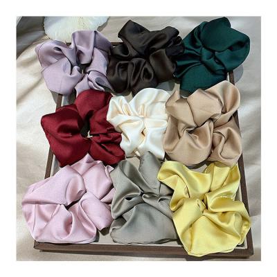 China Fashion/high elasticity/pretty 16mm pure silk satin white hair ties scrunchy rope hair band custom logo luxury silk scrunchies for sale