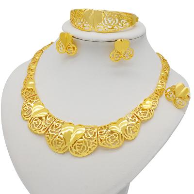 China CLASSIC Factory Beautiful Dubai 18k Gold Jewelry Set African Fashion Accessories Jewelry Women Jewelry Sets for sale