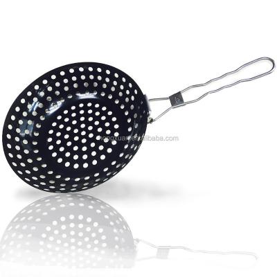 China Easily Cleaned Non Stick Coated Round Barbecue Pan With Foldable Extended Handle for sale