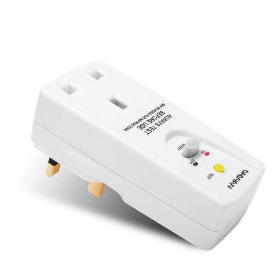 China Universal UK Family Travel Adapter Pack 13A 240V Sockets Convenient Conversion Electrical Plug Square 3 Pins for sale