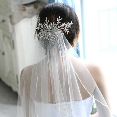 China European and American trendy bridal hair accessories fashion style stunning rhinestone snap hair clips wedding side clips wedding bridal hair accessories for sale