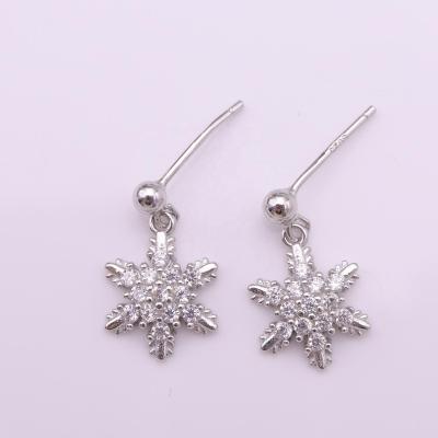 China CLASSIC Wholesale Earrings Classic Simple Cubic Zirconia Jewelry Cute Snowflake Earrings 925 Sterling Silver Earrings for sale