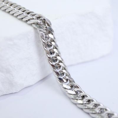 China CLASSIC Hiphop Custom Necklace Chain Rhodium Necklaces for Men Women 925 Sterling Silver Jewelry Diamond Cut Silver Cuban Link Chain for sale