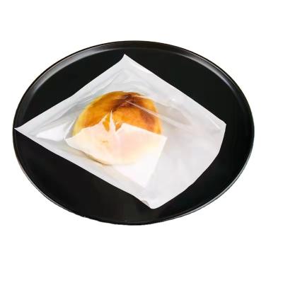 China Waterproof Paper Bag Disposable White Bread Donut Bag for sale