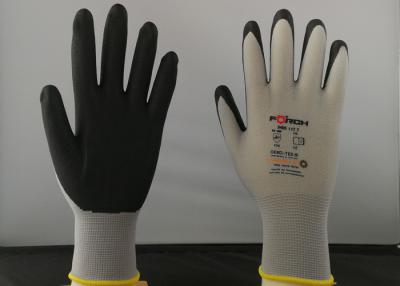 China De lage DMF-Handschoenen van de Nitrilgreep, Hoge Elastische Nylon Voering van Nitril de Schuim Met een laag bedekte Handschoenen Te koop