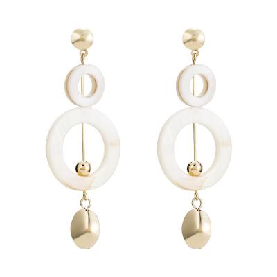 China Classic Gold Plated Round Shell Tassel Earrings Double Circle Around Shell Drop Earrings for sale