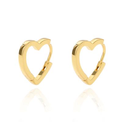 China Wholesale Classic New Design Single Heart Stud Earrings Love Small Stainless Steel Stud Earrings Heart Stud Earrings for sale