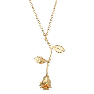 China New Arrival Classic Gold Rose Gold Plated Rose Flower Necklace Valentine's Day Silvery Pendant Rose Flower Necklace for sale