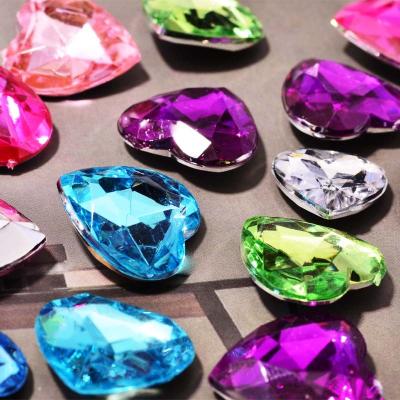 China 500pcs/bag Pointback Wholesale 16mm Heart Pointback Rhinestone Acrylic for sale