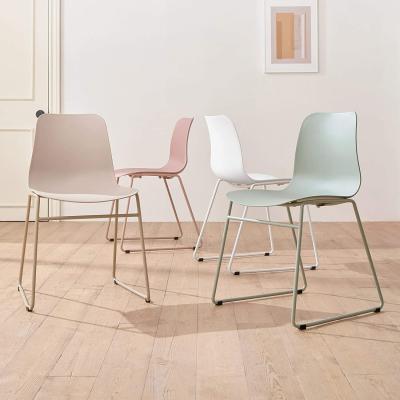 China Contracted High Durability  Dsw Dining Chair Pastel Tones Self Assembled for sale