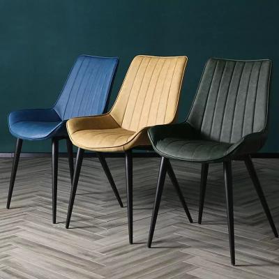 China ISO9001 metalen poten Tan lederen eetkamerstoelen Trendy eetkamerstoelen slijtvast Te koop