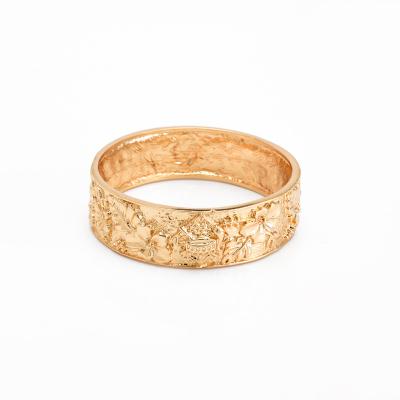 China Fashion Atmosphere Hawaiian Gold Plated Carved Bangle Exaggerated Thick Bangle For Men And Women for sale