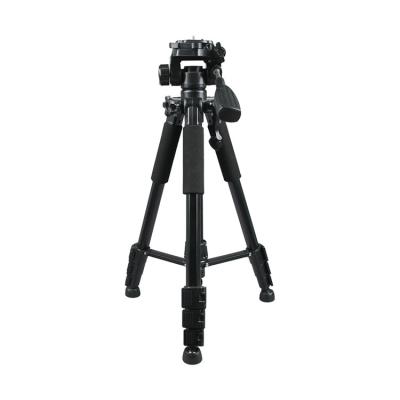 China New 2021 Cheap 58Inch Digital Camera Factory OEM Max Height 147CM Mobile Phone Tripod For Smartphone Camera Tripod for sale