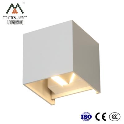 China Modern Most Popular Modern Decorative Joint Light 2x3W LED Outdoor Garden Wall Lamp Outdoor Wall Light for sale