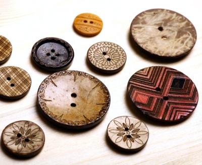 China Dry cleaning most popular natural corozo material tagua nut button for clothing for sale