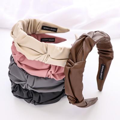 China Fashion headbands 2021 new wholesale fashion hair accessories women pleated PU leather headband for women for sale