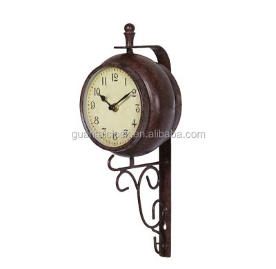 China Antique Rustic Face Style Wall Clocks Waterproof Outdoor Antique Metal Double Sided Two Station Clock for sale