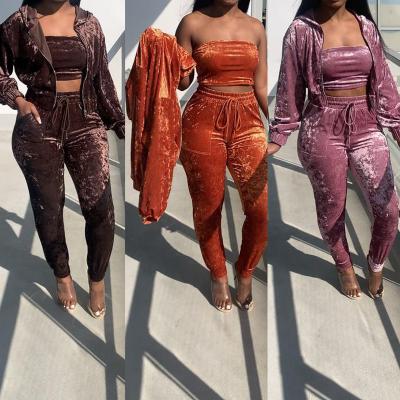 China QUICK DRY 3 Piece Women's Plus Size Fall Stacked Crop Velvet Top Women Shear Jogger Set for sale