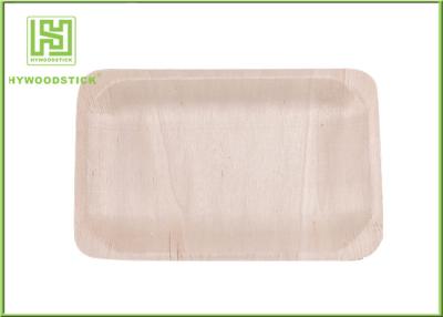 China 100% Natural Sustainable Disposable Wooden Plates Wood Dinner Dishes Well Polished for sale