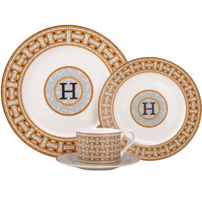 China Royal Classic H Sustainable Design Bone China Ceramic Dish With Cup for sale