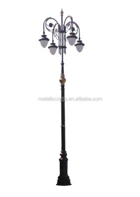 China Roadside/Street/Country Yard/Square Lamp Post 7.8M Antique Cast Aluminum LED Road Lighting /Road Lamp Posts for sale