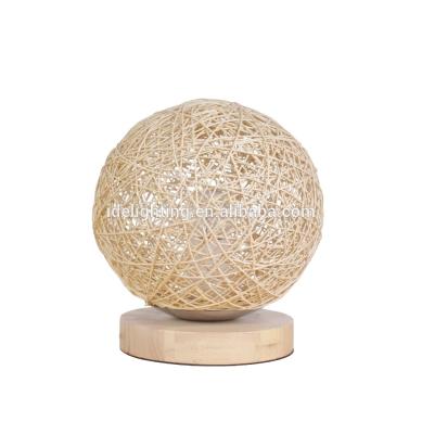 China Handmade Rattan Shade Rattan Shade Table Lamp Farmhouse Table Lamp Bedside Table Lamp for sale