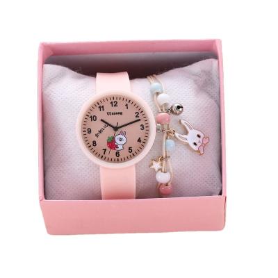 China Chronograph Children's Suit Cute Small Fresh Creative Leisure Dial Silicone Quartz Watch + Simple Animal Strap (2pcs/set) for sale