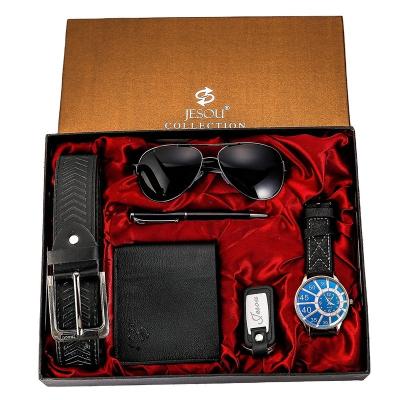 China Hotel and Resort Watch Boutique Gift Set Glasses + Belt + Wallet + Key Chain + Big Dial Quartz Watch + Pen (6pcs/set) for sale