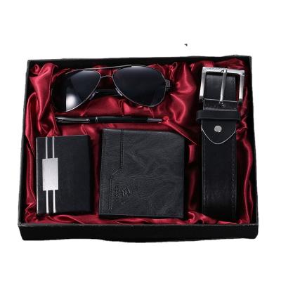 China Fashion Classic Creative Exquisite Gift Men's Belt + Personalized Holder + Wallet + Business Card Signature Pen + Glasses (5pcs/set) for sale