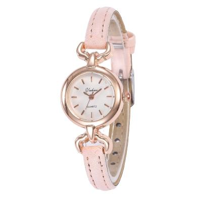 China Literary lady belt quartz watch casual small retro chronograph watch set fashion trend thin dial strap for sale