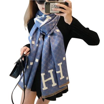 China Warm autumn/winter H letter cashmere scarf lady fashion shawl scarf gift stoles for sale