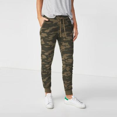 China OEM Wholesale Anti-UV Comfortable Women Camouflage Comfortable Sweatpants Joggers for sale