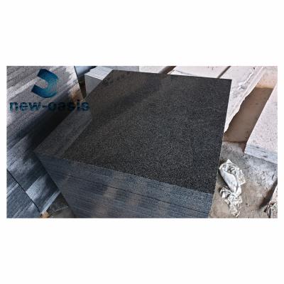 中国 chinese dark grey G654 granite Tile polished flamed for step rise and cladding customized size and finishing available 販売のため