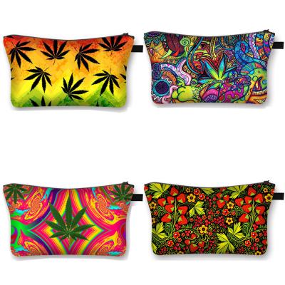 China Large Capacity Weeds Leaf Plant Printing Women Cosmetic Bag Travel Organizer Large Toiletry Bags Girl Makeup Bag for sale