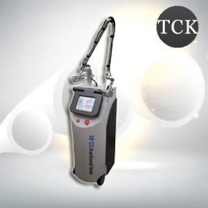 China 30w Skin rejuvenation Co2 Fractional Laser Machine / medical machine for sale