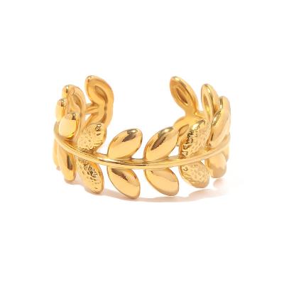 China FASHIONABLE 18K Gold Plated Women's New Trendy Charm Open Leaf Women's Ring for sale