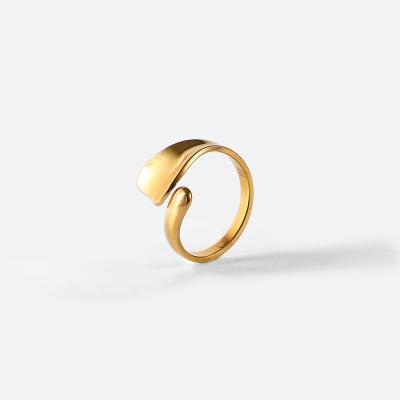 China Vintage 18K Gold Plated Stainless Steel Jewelry Adjustable Irregular Geometry Thick Finger Ring for sale