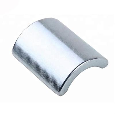 China Wholesale industry motor use arc form neodymium magnet permanent rare earch sintered NdFeB grade segment magnets N45SH for sale