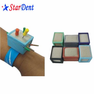 China Disinfected and Sterilized Dental Fashion Endo Watch Holder Watch Oral Therapy Equipments Endo Watch File Holer Measuring Cleaner for sale