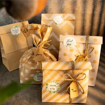 China Eco Friendly Recycled Materials Perfect For Farmhouse Wedding Birthday Babyshower Christmas Rustic Cookie Gift Small Paper Bags for sale