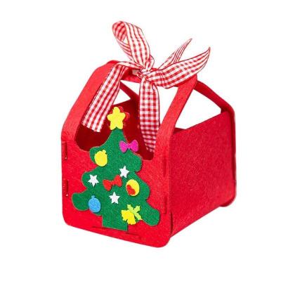 China 100% Eco-friendly Handmade Christmas Ornaments Now-woven Christmas Gift Sack Candy Bags for sale