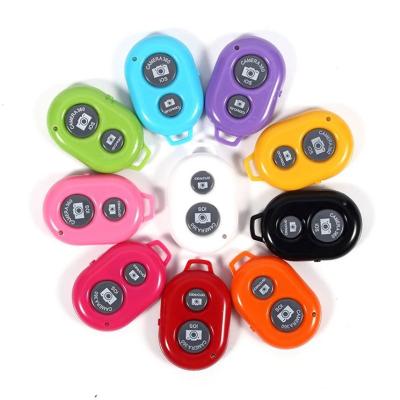 China New BT Wireless Remote Selfie Shutter Wireless Remote Control Auto Shutoff Suitable for Smartphones for sale