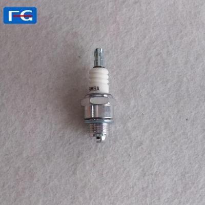 China China Small Engine Parts Ignition Spark Plug Manufacturers Outboard Spark Plug BM5A For Small Engine for sale