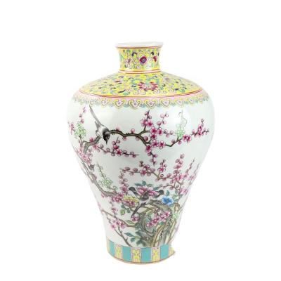 China RZLS03678 Country Family Rose Royal Yellow Bird Flower Branch Porcelain Vase for sale